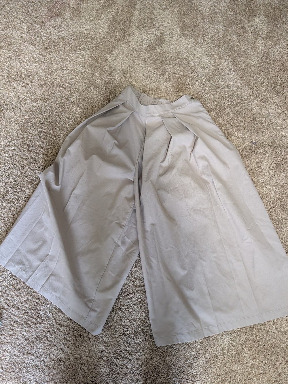 Wide Leg Pleated Culotte Pants - Light Beige